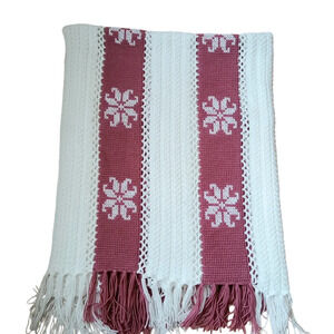 Mosaic Crocheted Blanket Afghan Throw Dusty Pink White Snowflakes 60"×80" Fringe